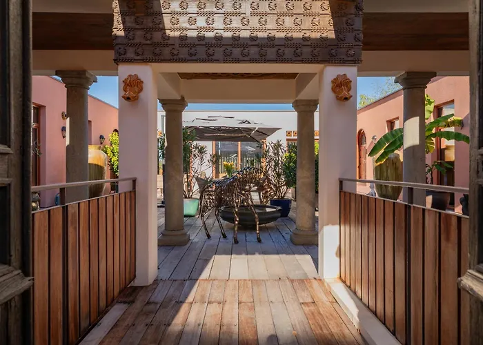 Vasco De Gama - D'architecte De Luxe Avec Piscine & *